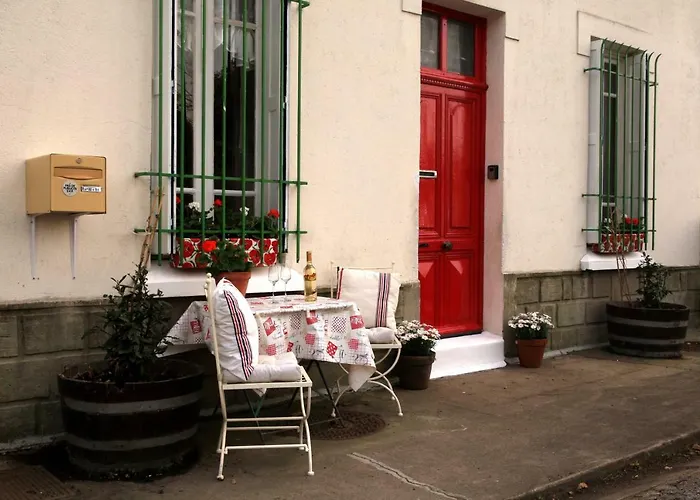 Canal Cottage